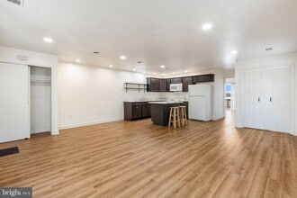 8 Germay Dr in Wilmington, DE - Building Photo - Building Photo