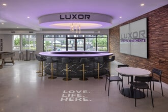 Luxor Upper Dublin in Fort Washington, PA - Foto de edificio - Building Photo