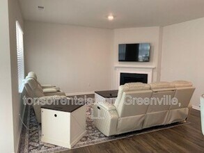 938 Pineland Dr in Woodruff, SC - Building Photo - Building Photo