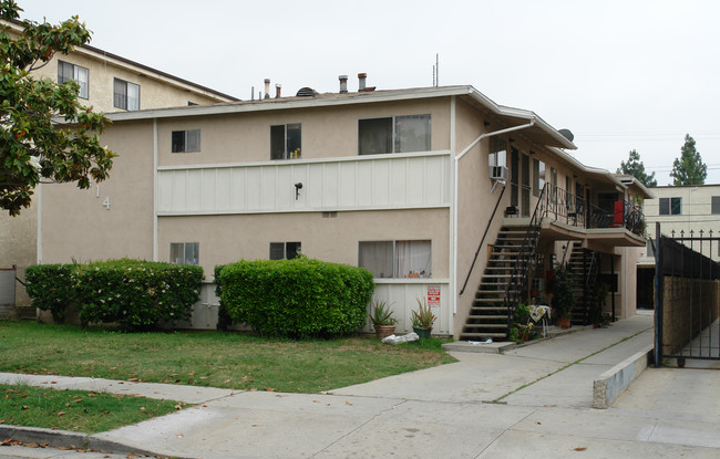 418 W Windsor Rd in Glendale, CA - Foto de edificio - Building Photo