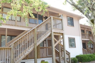 522 S Kerr Ave, Unit 44 in Wilmington, NC - Building Photo