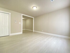 5240 E 13th Ave in Gary, IN - Building Photo - Building Photo