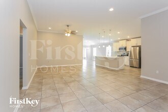 12413 Jovana Rd in Jacksonville, FL - Foto de edificio - Building Photo