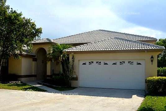 5311 NW 44th Ave