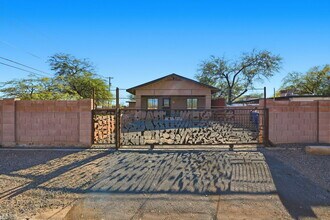 468 E Delano St in Tucson, AZ - Building Photo - Building Photo