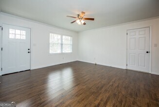 3051 Fern Valley Dr SW in Marietta, GA - Building Photo - Building Photo