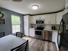 57 Heather Ridge in Shelton, CT - Building Photo - Building Photo