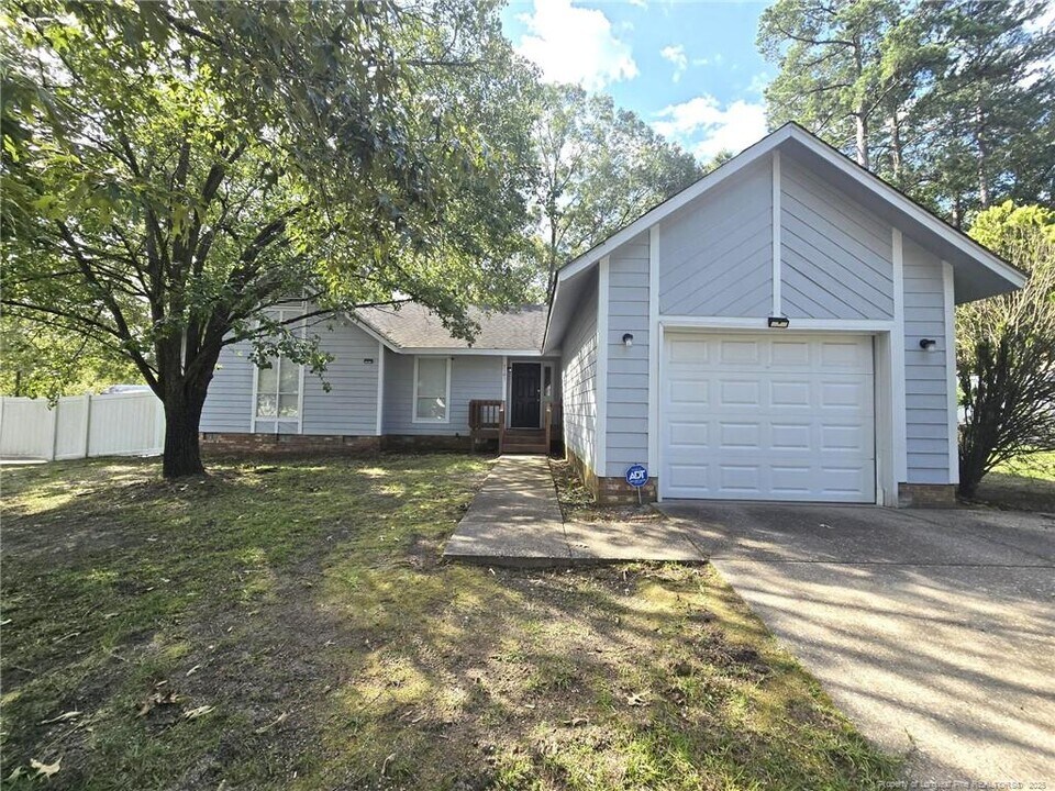 7101 Porto Pl in Fayetteville, NC - Building Photo