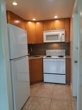 280 S Cypress Rd, Unit GeorgenArms12 in Pompano Beach, FL - Foto de edificio - Building Photo