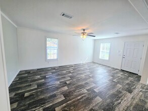 20023 Oakdale Ave in Brooksville, FL - Building Photo - Building Photo