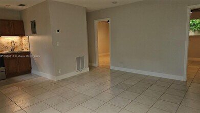 818 SW 4th St in Fort Lauderdale, FL - Building Photo - Building Photo