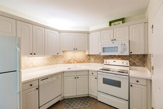 340 Sunset Dr in Fort Lauderdale, FL - Building Photo - Building Photo