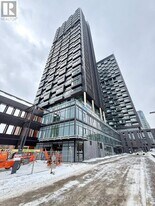 1 Quarrington Ln in North York, ON - Building Photo