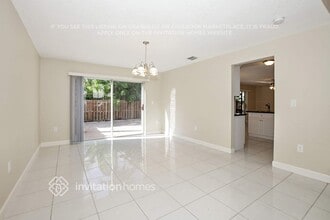 16276 SW 83rd St in Miami, FL - Building Photo - Building Photo