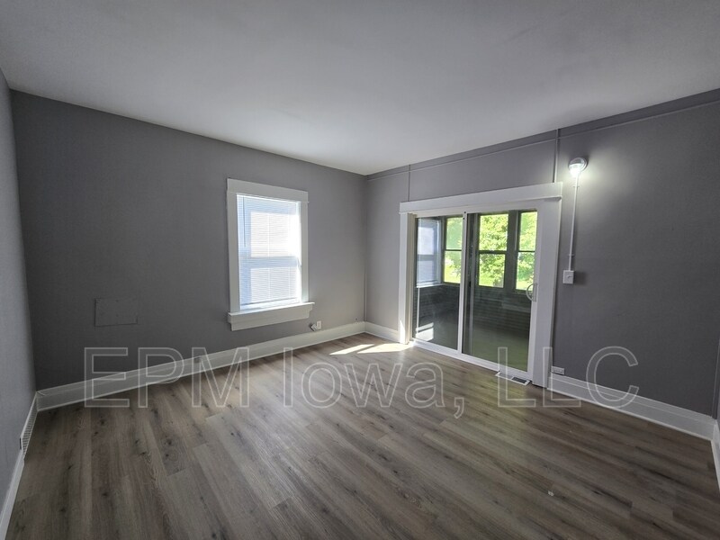 733 Baltimore St in Waterloo, IA - Building Photo