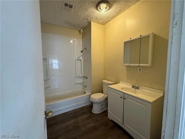 13214 Svec Ave in Cleveland, OH - Building Photo - Building Photo