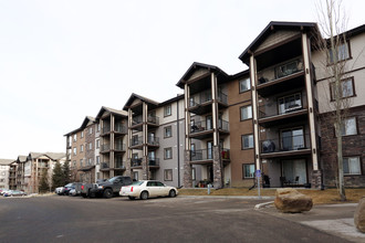 60 Panatella Vill NW in Calgary, AB - Building Photo - Building Photo