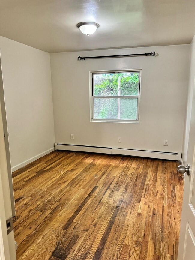 2043 Valentine Ave in Bronx, NY - Building Photo - Building Photo