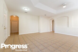 14018 Mailer Blvd in Orlando, FL - Building Photo - Building Photo