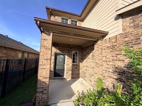 13106 Leisure Cove Dr in Texas City, TX - Building Photo - Building Photo