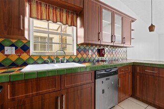 15793 SW 43rd St in Miami, FL - Building Photo - Building Photo