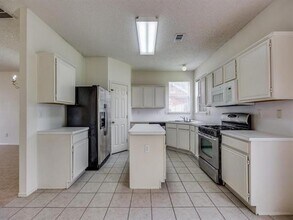 833 Bellflower Dr in Plano, TX - Building Photo - Building Photo