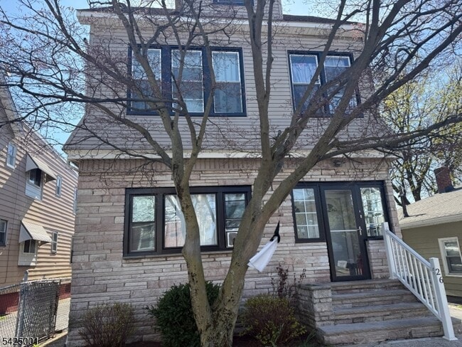 property at 26 Union Pl