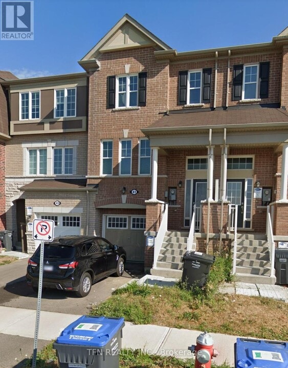 41 Baycliffe Cres in Brampton, ON - Building Photo