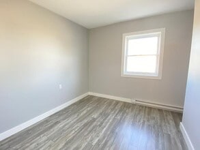 111 Red Head Rd in Saint John, NB - Building Photo - Building Photo