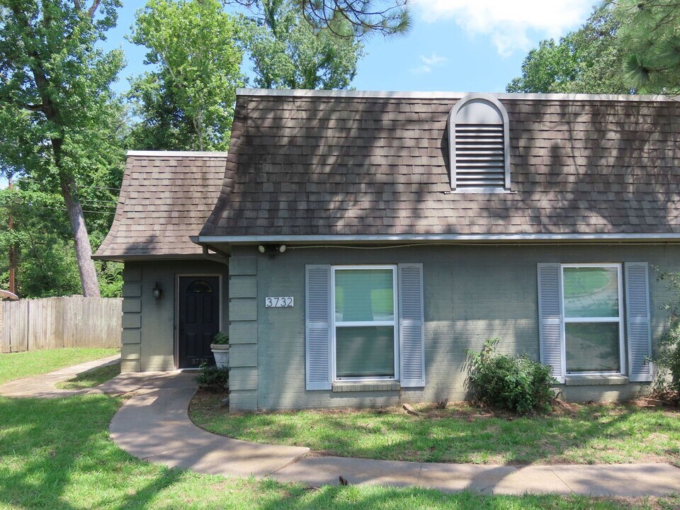 3732 Colony Park Dr in Tyler, TX - Building Photo