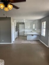 435 Elm St in Clyde, TX - Building Photo - Building Photo