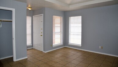 602 Crestridge Ct in Decatur, TX - Building Photo - Building Photo
