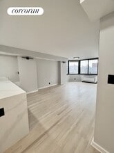 1991 Broadway in New York, NY - Building Photo - Building Photo