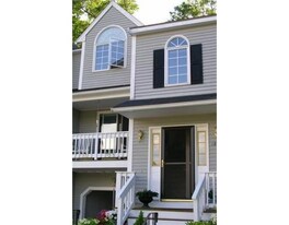 1804 Oakwood St in Holden, MA - Building Photo