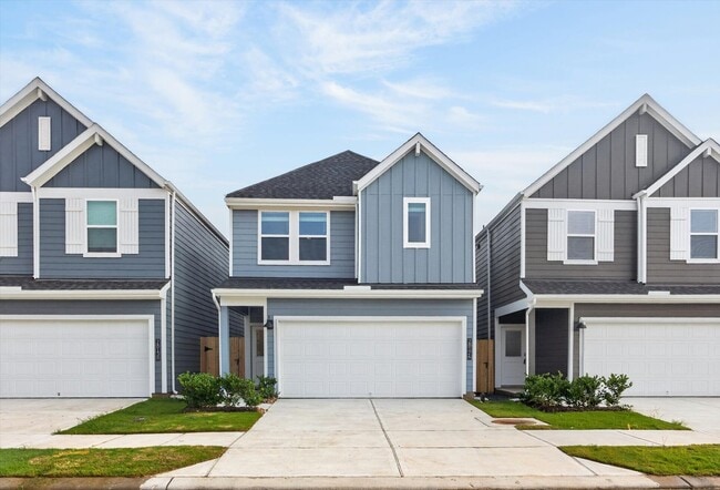 property at 28126 Meadowlark Sky Dr