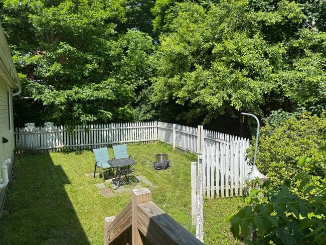 19 Hough St in Lebanon, NH - Building Photo - Building Photo