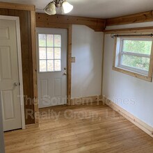 614 Washington Ave in Etowah, TN - Building Photo - Building Photo
