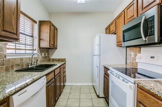 6006 Auburndale Ave in Dallas, TX - Building Photo - Building Photo
