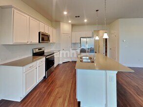 3167 Bridge Haven Dr in Zephyrhills, FL - Building Photo - Building Photo