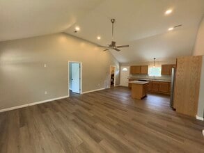 306 Silver Run Rd in Munford, AL - Building Photo - Building Photo