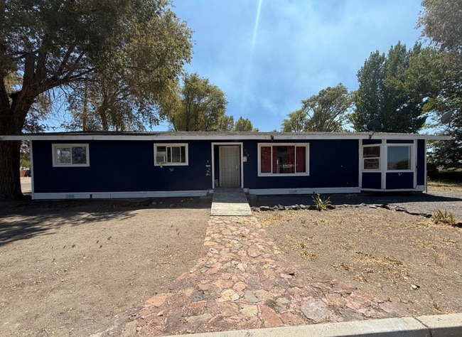 property at 815 16th St