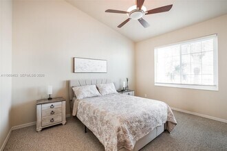 6295 Wilshire Pines Cir in Naples, FL - Building Photo - Building Photo