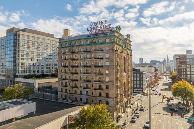 The Divine Lorraine in Philadelphia, PA - Foto de edificio - Building Photo