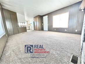 123 Teakwood St in Pocatello, ID - Building Photo - Building Photo
