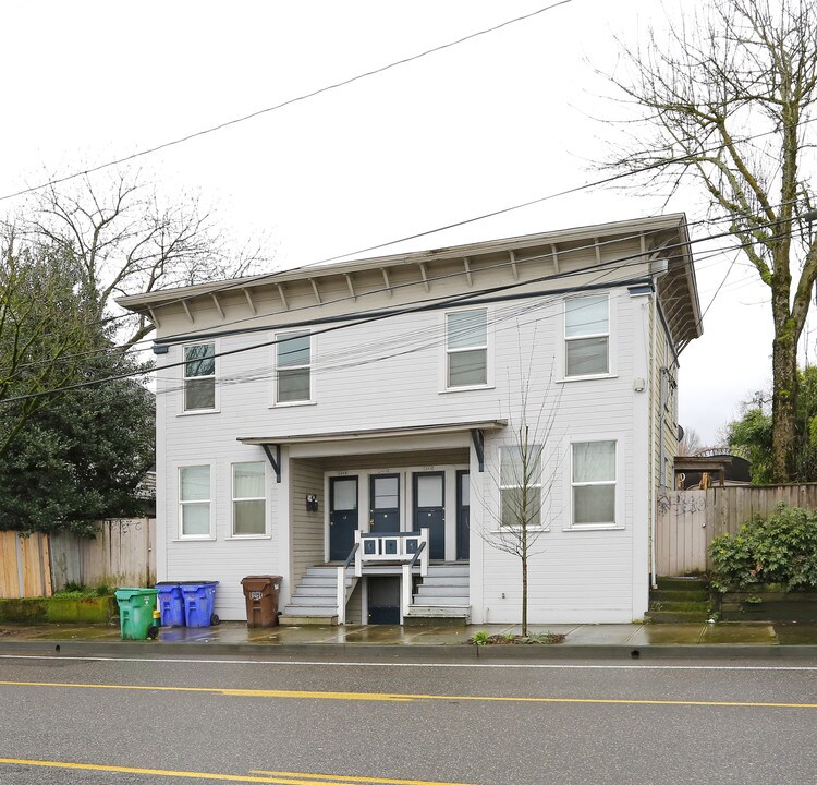 2646-2470 NW Vaughn St in Portland, OR - Building Photo