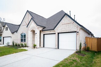 5822 Westwood Shr Dr in Katy, TX - Building Photo - Building Photo