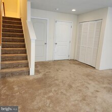 123 Lorraine Dr in New Castle, DE - Building Photo - Building Photo