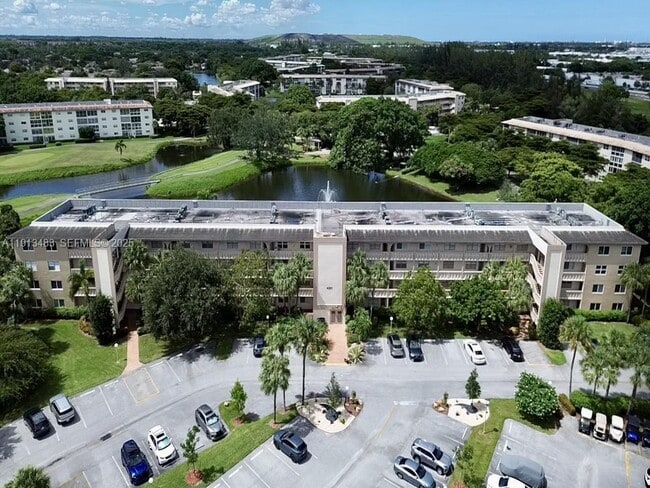 property at 4301 Martinique Cir