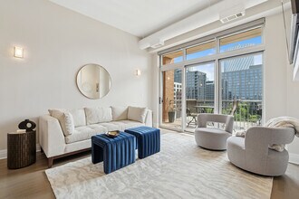 950 W Monroe St in Chicago, IL - Building Photo - Building Photo