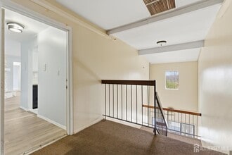 1610 Green Hollow Dr in Woodbridge Township, NJ - Building Photo - Building Photo